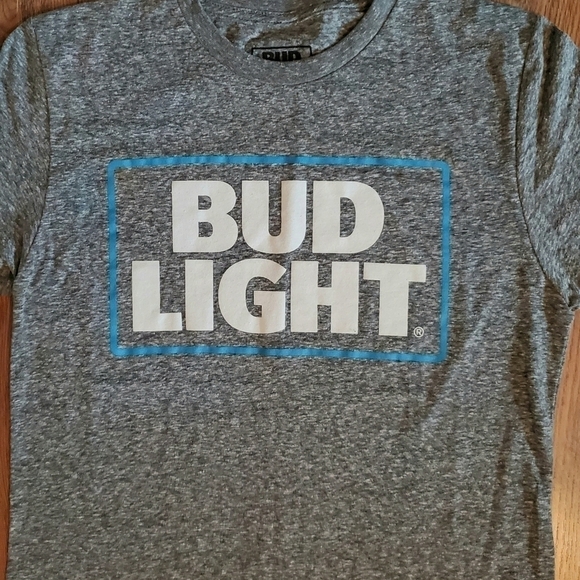 Bud Light Beer Heathered White Gray Short Sleeve Shirt Size Small NWOT - Picture 4 of 6